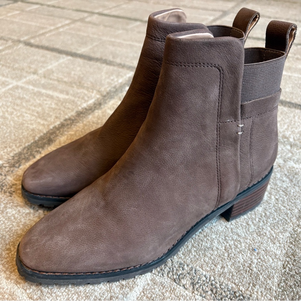 Blondo Shyne Waterproof Bootie (Women)  Size 8M
